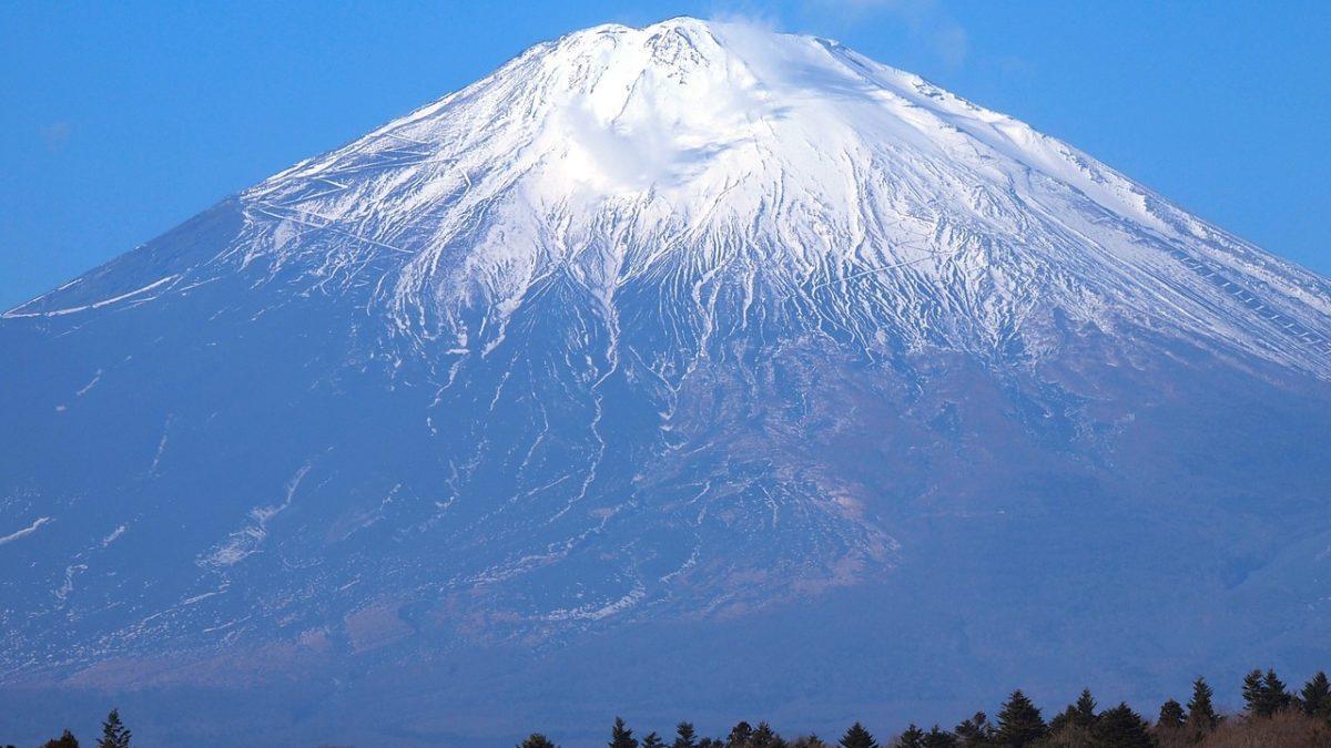 best distillery tours japan